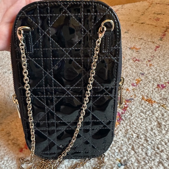 CHRISTIAN DIOR Lady Dior Canage Cell Phone Case Black Patent Cannage Calfskin - Picture 4 of 15